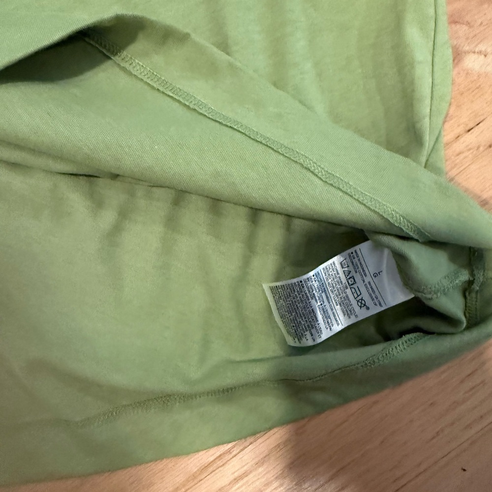 Old Navy Light Green Eyelet Flutter Sleeve Tee - Picture 10 of 11